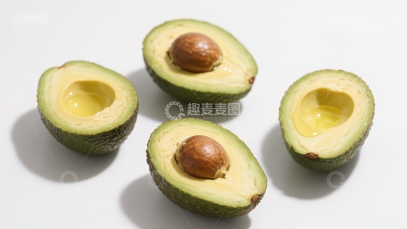 高清大图下载【趣麦麦图】新鲜牛油果切半展示