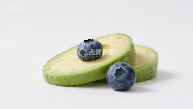 高清大图下载【趣麦麦图】切开的牛油果与蓝莓