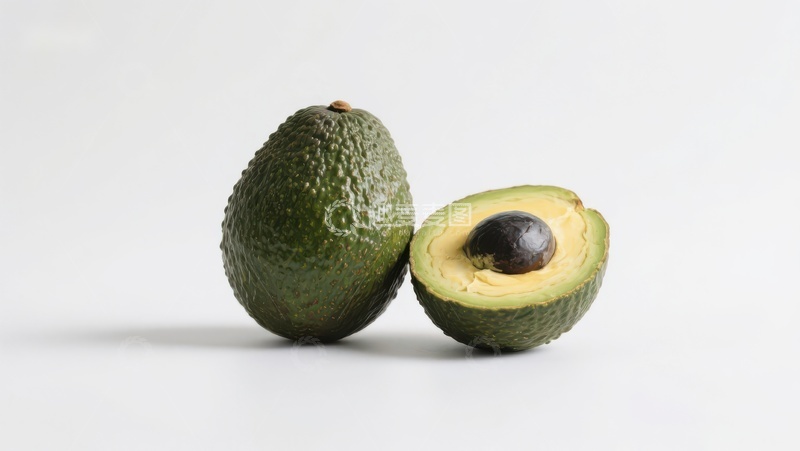 高清大图下载【趣麦麦图】新鲜牛油果，一半切开展示果肉