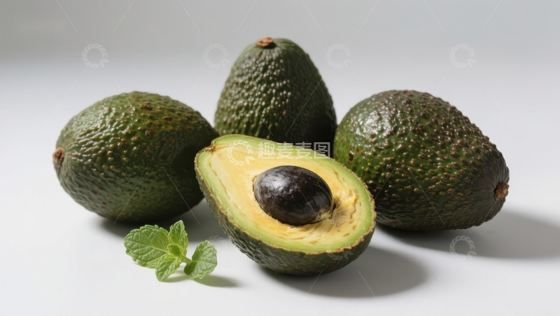 高清大图下载【趣麦麦图】新鲜牛油果与薄荷叶
