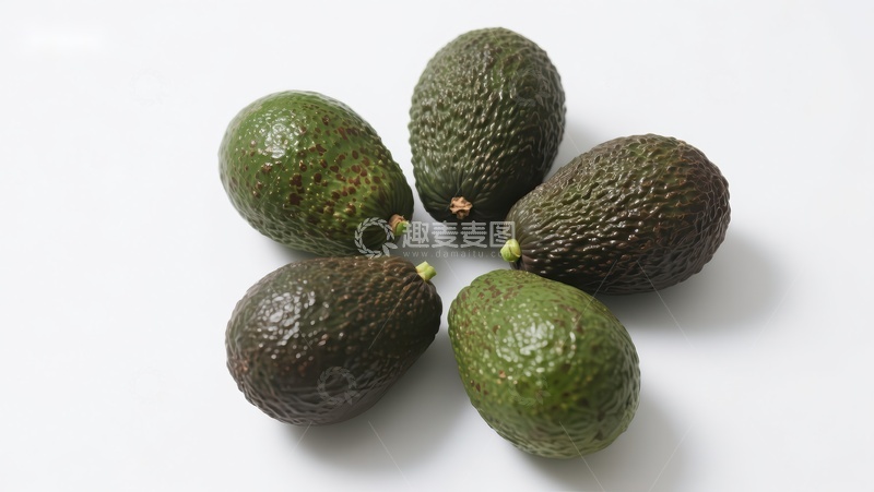 高清大图下载【趣麦麦图】五个新鲜牛油果整齐排列