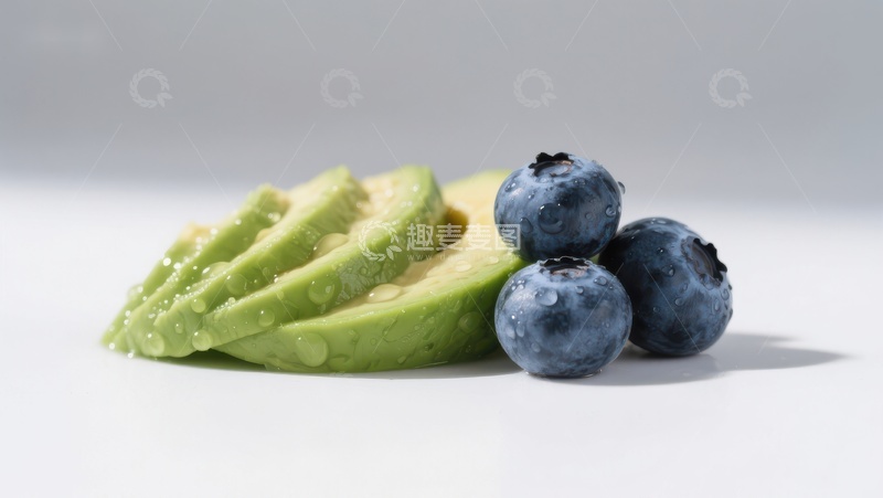 高清大图下载【趣麦麦图】切片牛油果与蓝莓