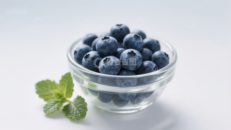高清大图下载【趣麦麦图】新鲜蓝莓盛于透明碗中