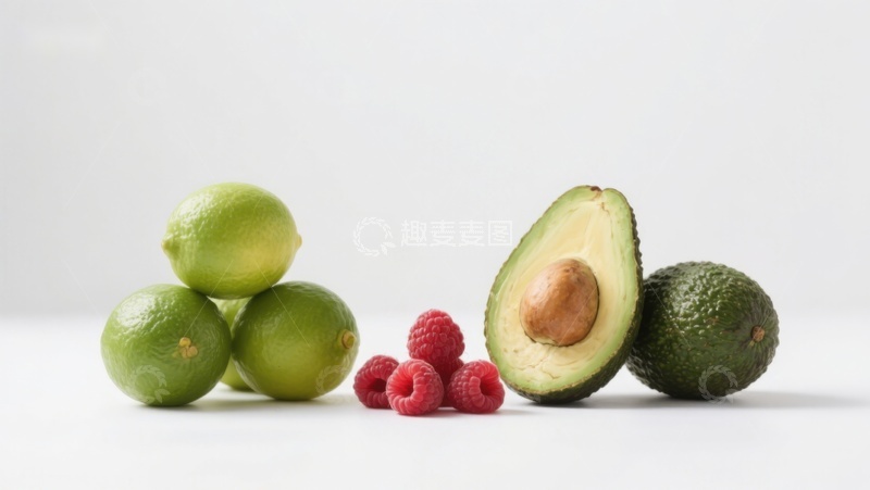 高清大图下载【趣麦麦图】新鲜水果组合：青柠、树莓与牛油果