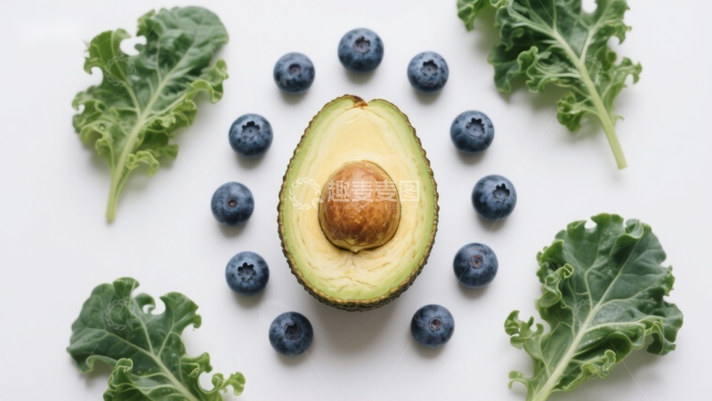 高清大图下载【趣麦麦图】牛油果与蓝莓、羽衣甘蓝的健康组合