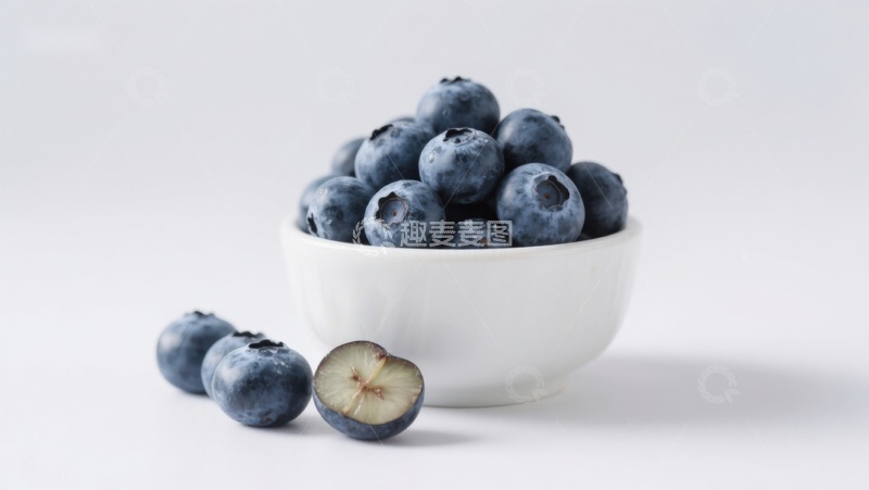 高清大图下载【趣麦麦图】新鲜蓝莓盛于白色碗中