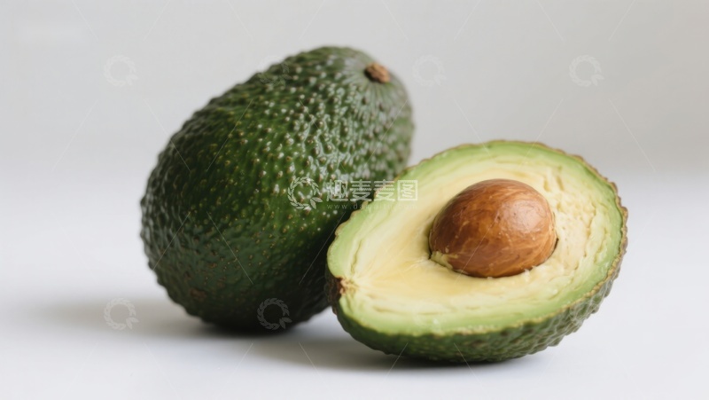 高清大图下载【趣麦麦图】新鲜牛油果与切半展示