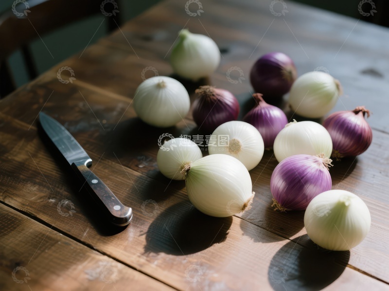 高清大图下载【趣麦麦图】木桌上的洋葱与刀具