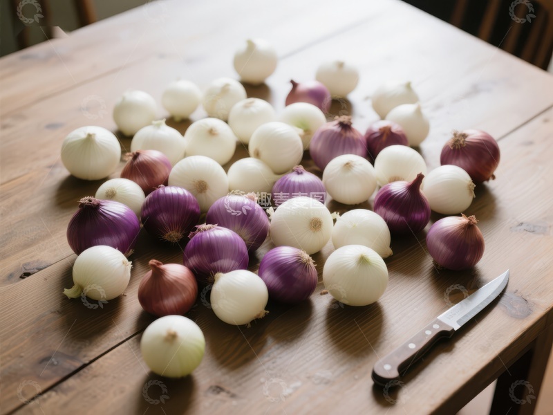 高清大图下载【趣麦麦图】木桌上摆放的洋葱与刀具