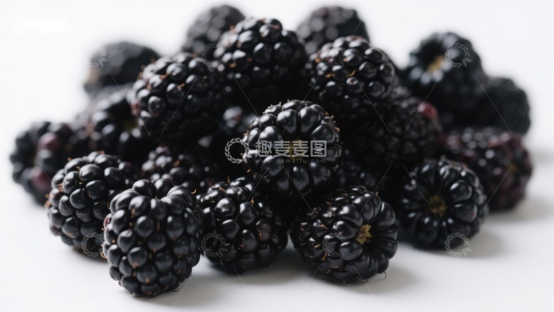 高清大图下载【趣麦麦图】新鲜黑莓堆叠特写