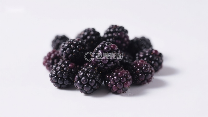 高清大图下载【趣麦麦图】新鲜黑莓堆叠特写