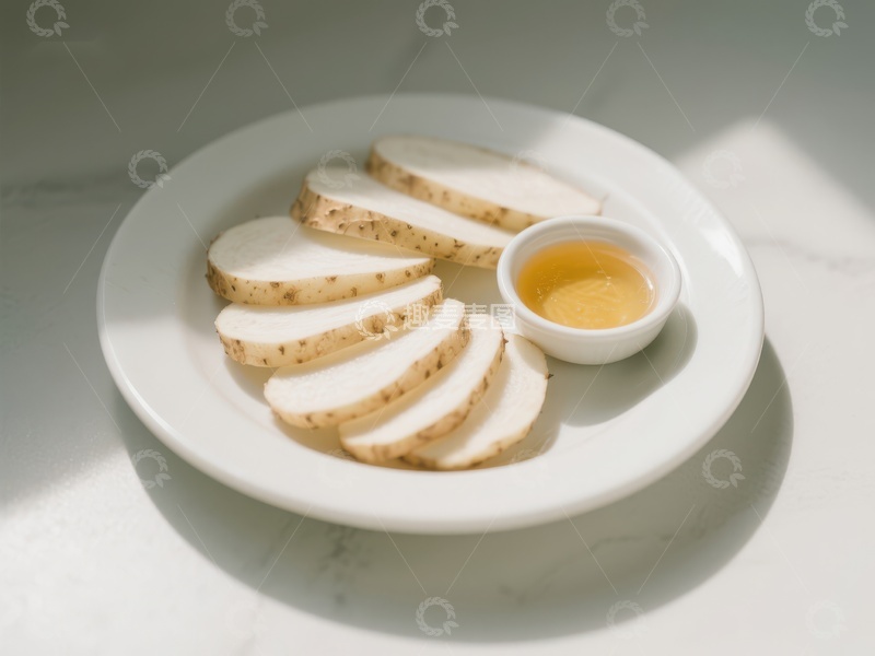 高清大图下载【趣麦麦图】白盘盛放切片山药配酱料