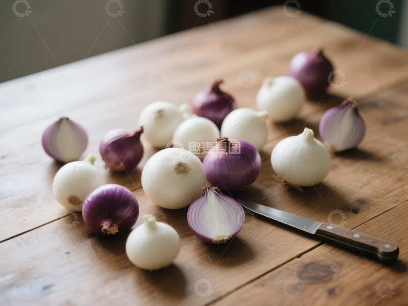 高清大图下载【趣麦麦图】-木桌上摆放的洋葱与刀具