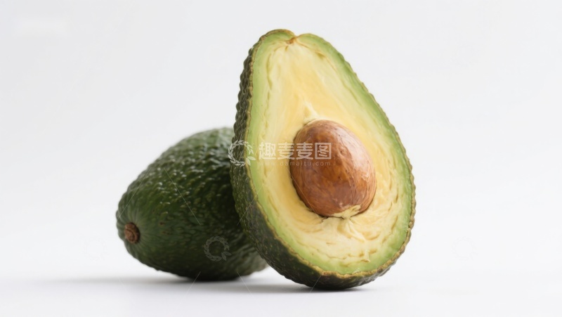 高清大图下载【趣麦麦图】新鲜牛油果切半展示