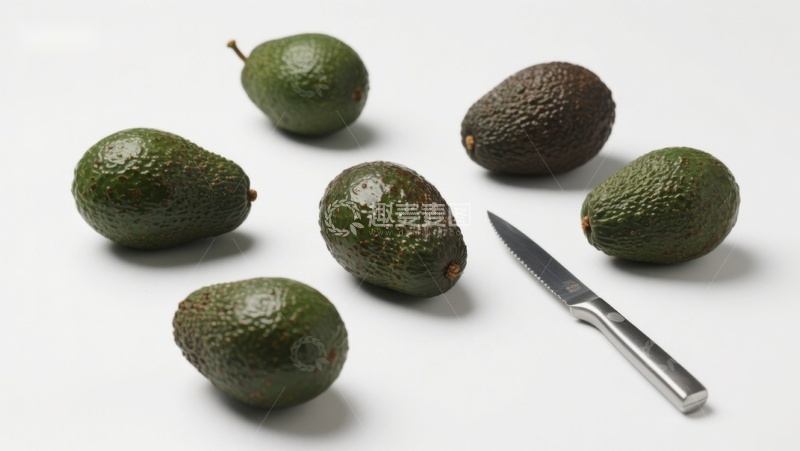 高清大图下载【趣麦麦图】六个牛油果与一把刀