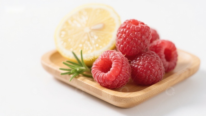 高清大图下载【趣麦麦图】新鲜覆盆子与柠檬片的组合