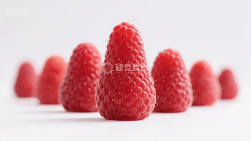 高清大图下载【趣麦麦图】新鲜覆盆子排列展示