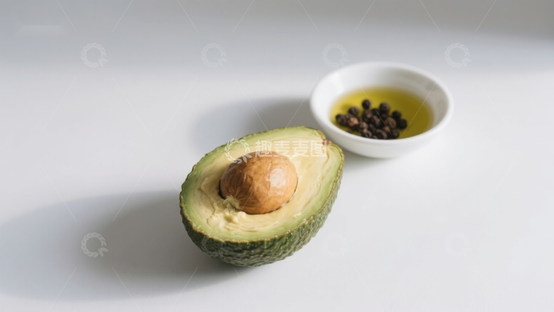 高清大图下载【趣麦麦图】新鲜牛油果与调料碗