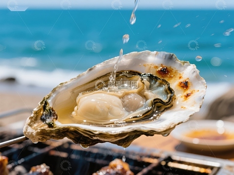 新鲜生蚝烧烤，海边美食享受