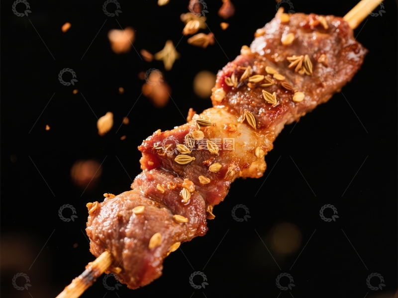 高清大图下载【趣麦麦图】香辣牛肉串，撒满芝麻的美味