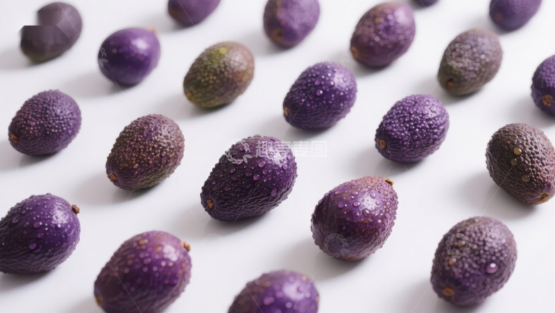 高清大图下载【趣麦麦图】紫色果实整齐排列于白色背景