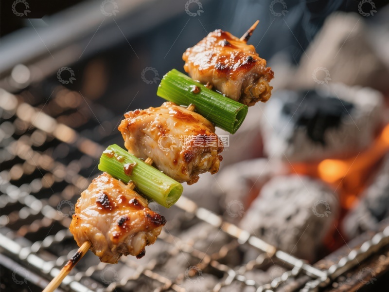 高清大图下载【趣麦麦图】烤肉串上的鸡肉与青葱