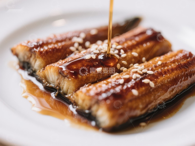 高清大图下载【趣麦麦图】日式烤鳗鱼配芝麻酱汁