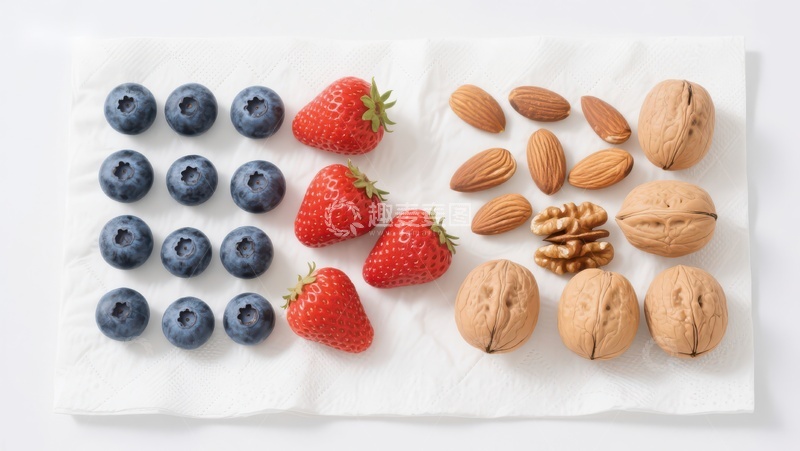 高清大图下载【趣麦麦图】蓝莓草莓与坚果的健康组合