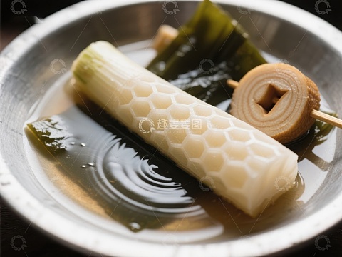 日式煮物：竹轮与莲藕的美味组合