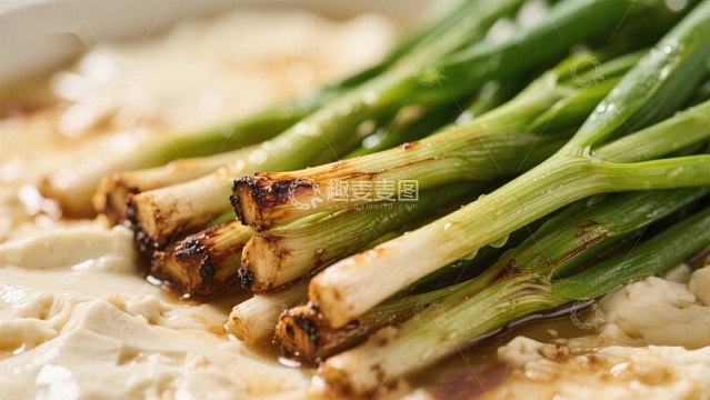 煎烤青葱配豆腐