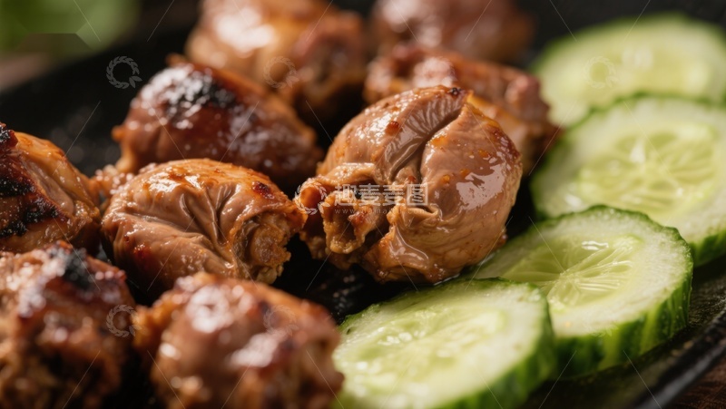 高清大图下载【趣麦麦图】烤鸡心配黄瓜片