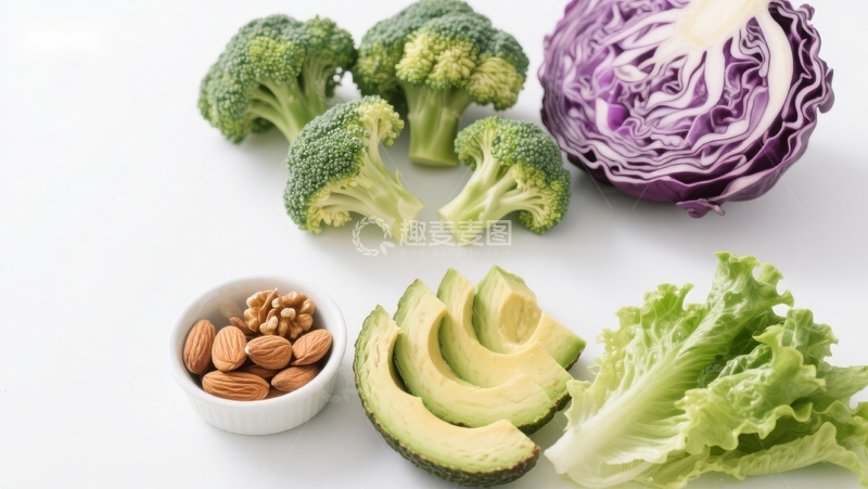高清大图下载【趣麦麦图】新鲜蔬菜与坚果的健康组合