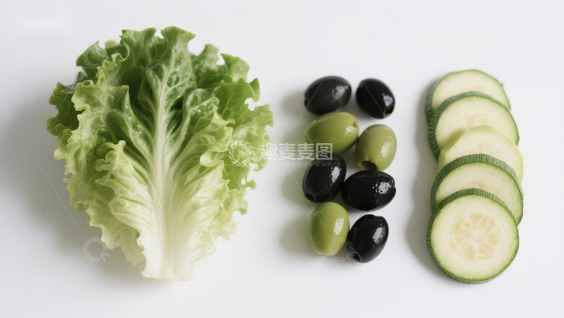 高清大图下载【趣麦麦图】生菜、橄榄与黄瓜片的清新组合