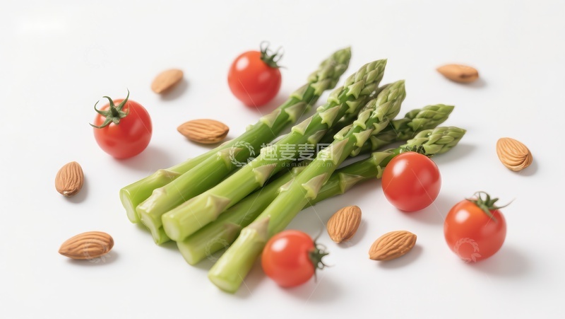 高清大图下载【趣麦麦图】新鲜芦笋与樱桃番茄和杏仁的组合