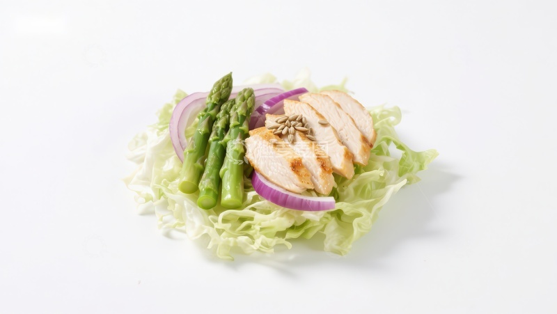 高清大图下载【趣麦麦图】鸡胸肉配芦笋和洋葱的沙拉