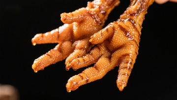 美味卤鸡爪特写