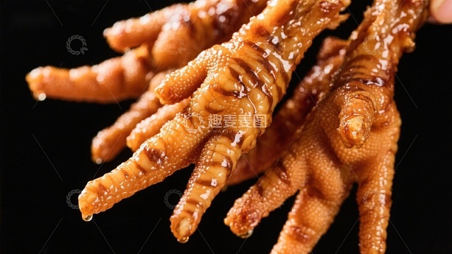 美味卤鸡爪特写