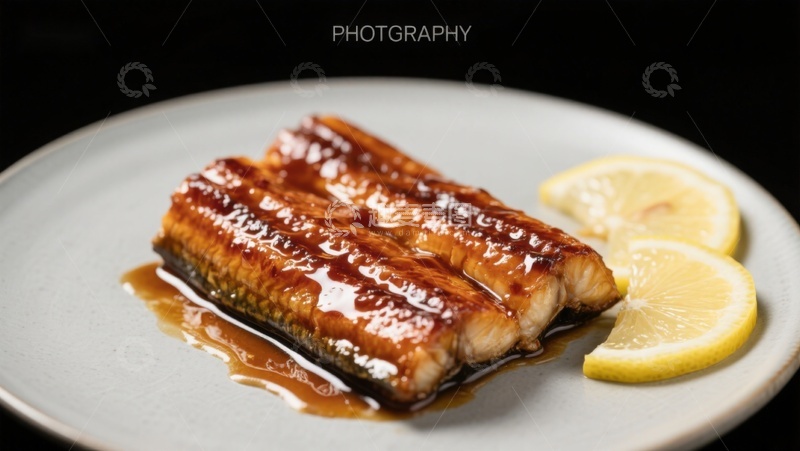 高清大图下载【趣麦麦图】烤鳗鱼配柠檬片