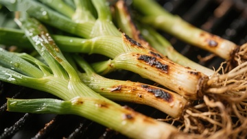 烤制中的青葱特写