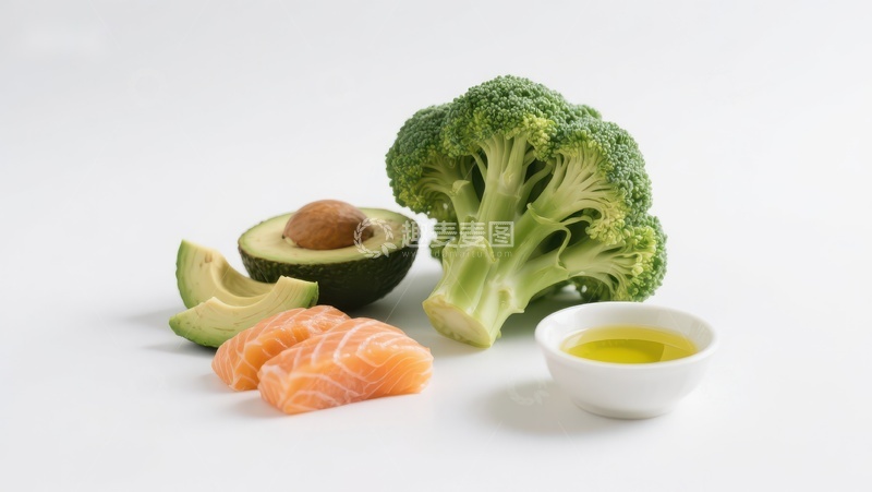 高清大图下载【趣麦麦图】健康食材组合：三文鱼、牛油果、西兰花与橄榄油