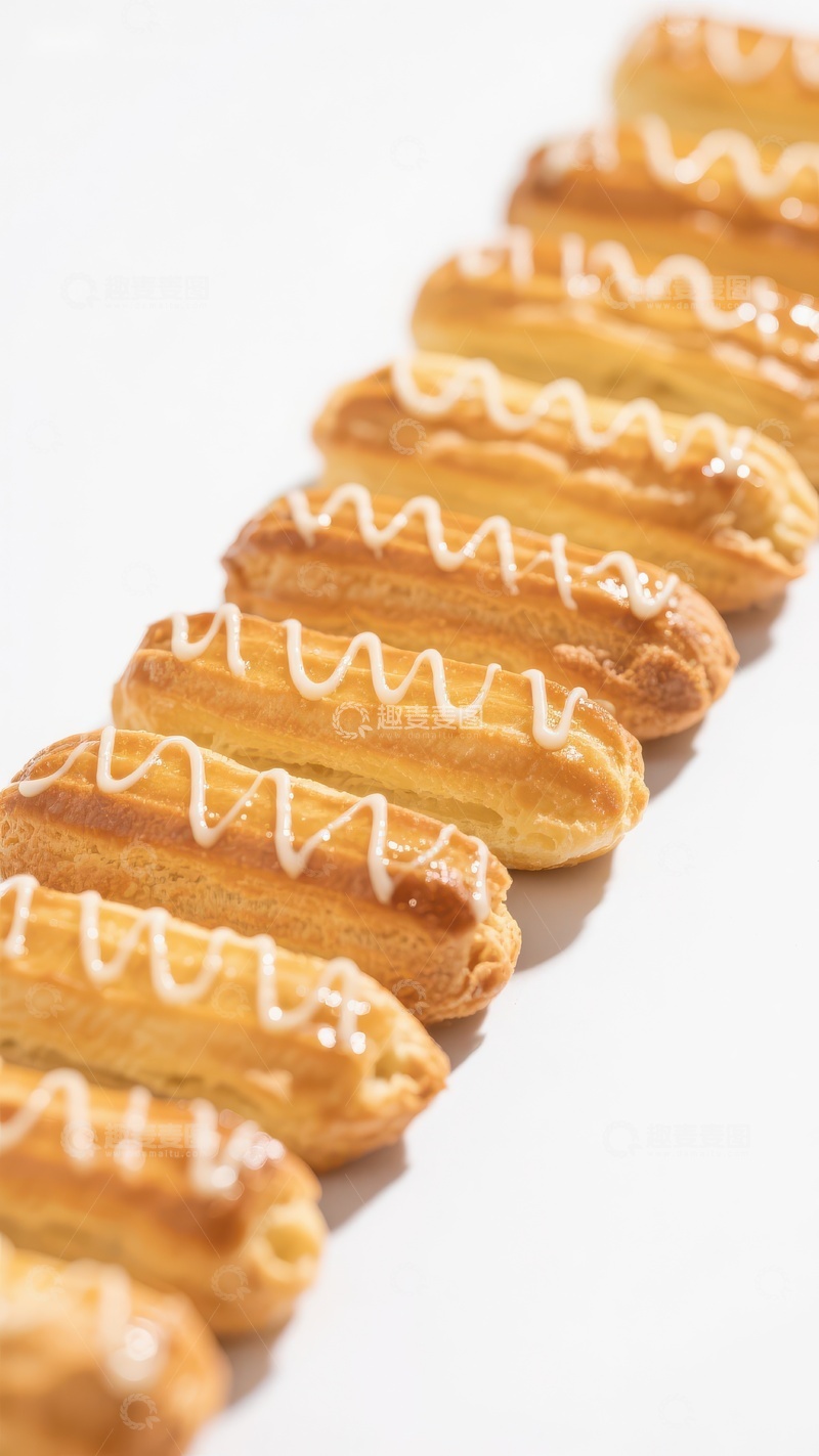 高清大图下载【趣麦麦图】排列整齐的奶油泡芙