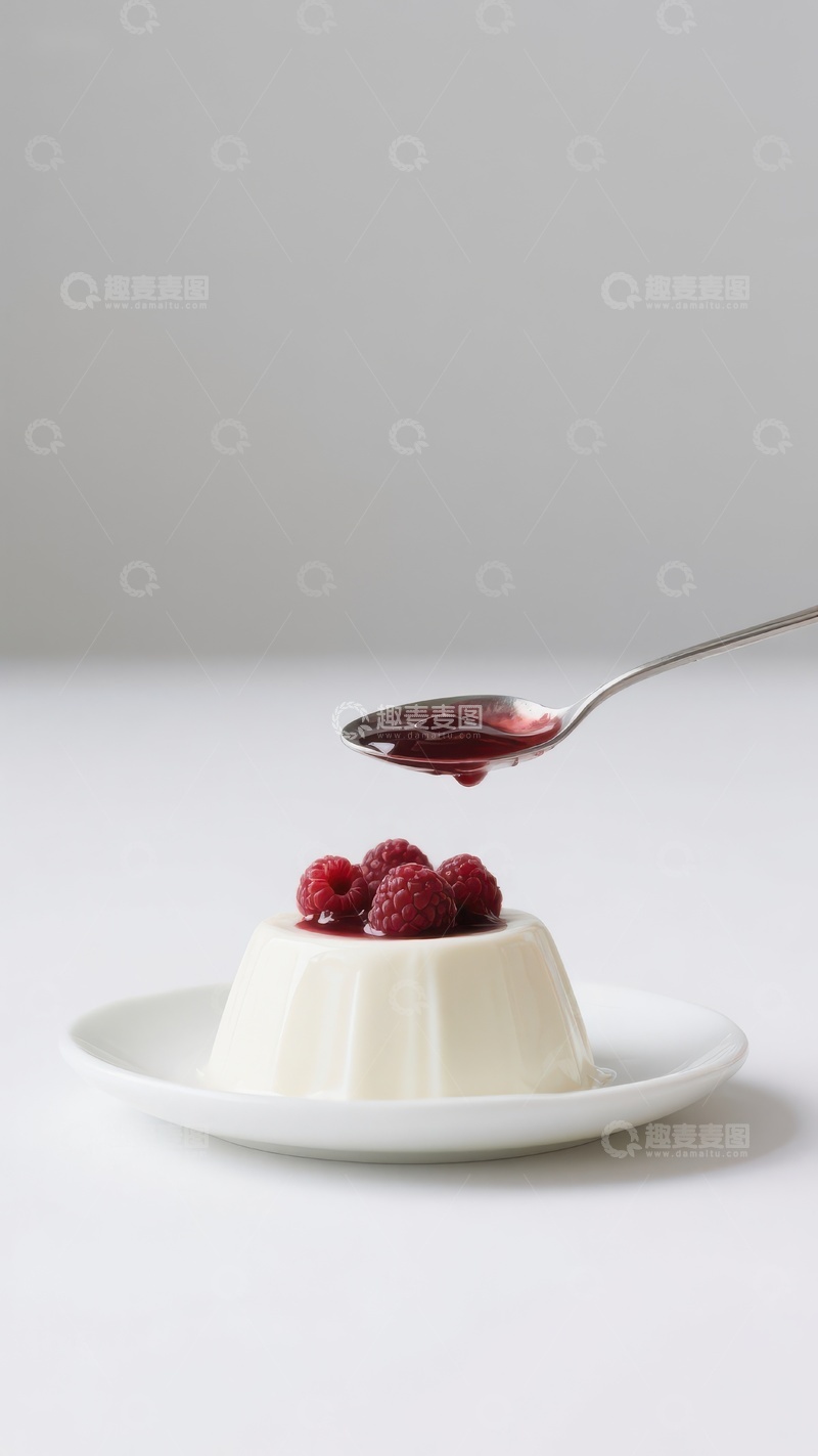 高清大图下载【趣麦麦图】甜品布丁配覆盆子酱