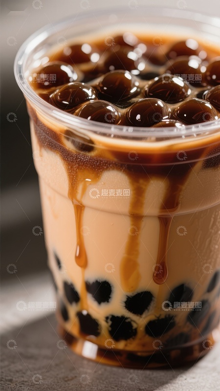 珍珠奶茶特写，焦糖淋面
