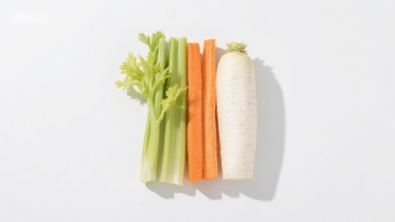 芹菜胡萝卜白萝卜并排摆放