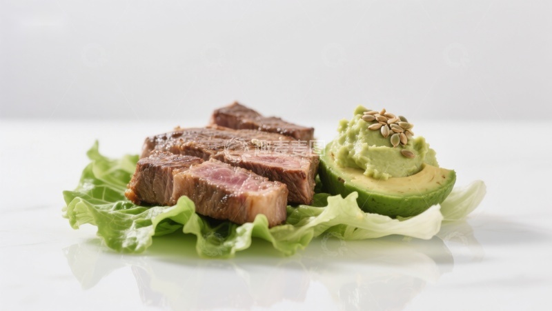 高清大图下载【趣麦麦图】牛排配牛油果沙拉
