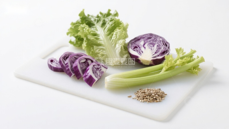高清大图下载【趣麦麦图】切好的蔬菜与香料摆盘
