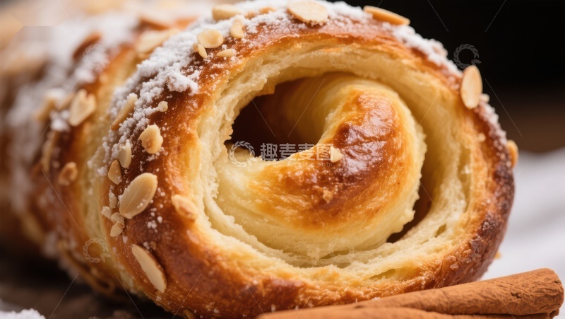 高清大图下载【趣麦麦图】金黄酥脆的杏仁卷面包