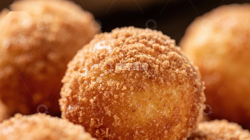 高清大图下载【趣麦麦图】金黄酥脆的糖衣球状糕点