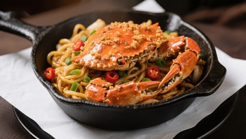 铁锅蟹肉炒面美食特写