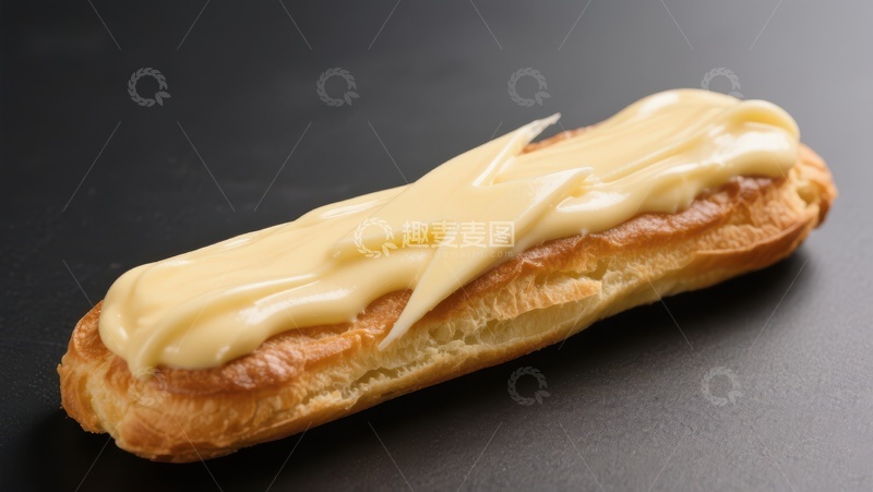 高清大图下载【趣麦麦图】奶油淋面的长形酥皮糕点